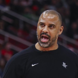 espn nba-乌度卡：防守文班就是多人围堵主动贴防 我们成功打乱了他的节奏